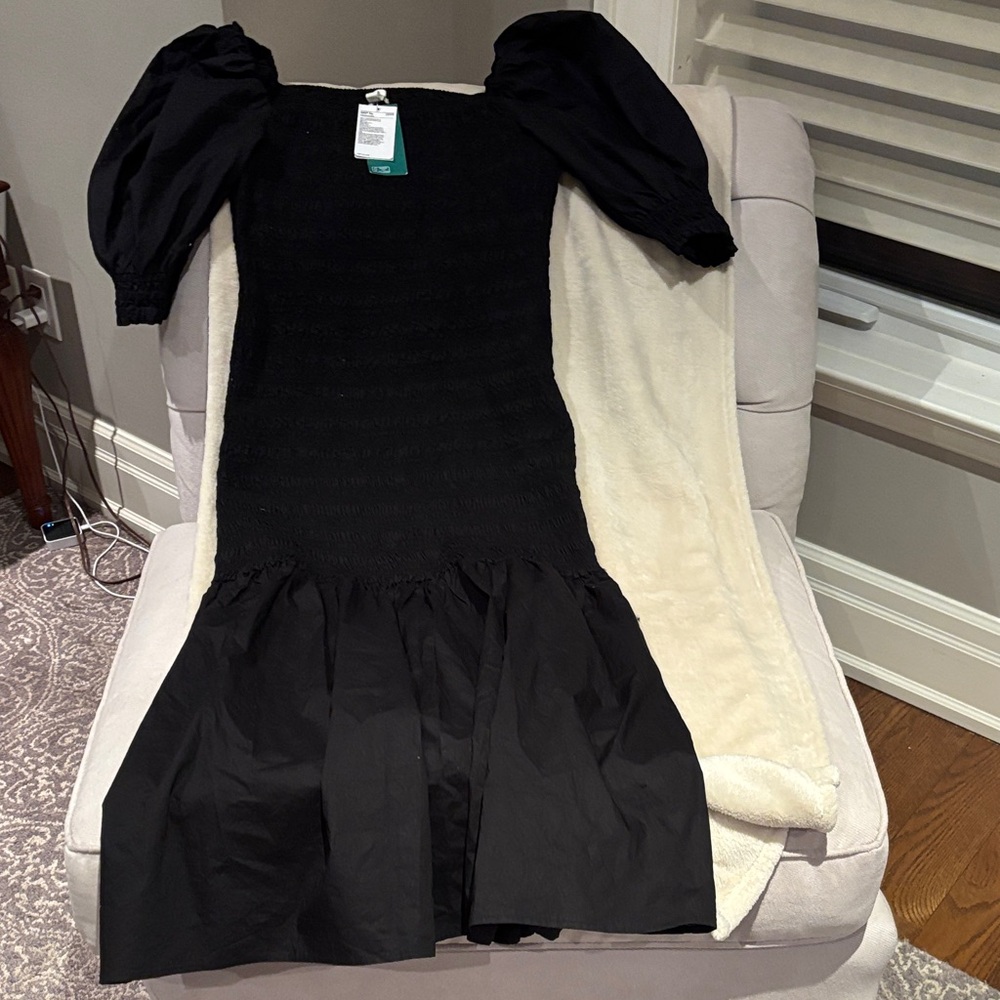 H&M Black Textured Dress - Picture 2 of 8
